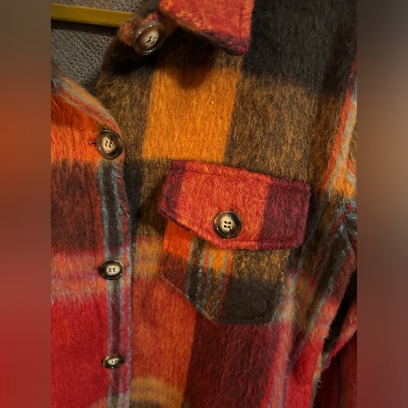 Veveret Orange and Brown Plaid Heavy Shacket - Picture 3 of 5